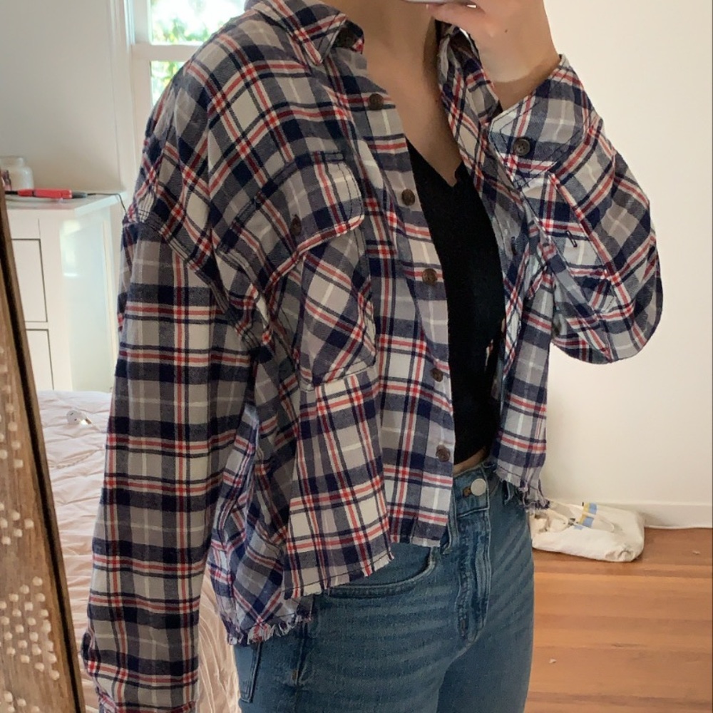 cropped flannel from urban!